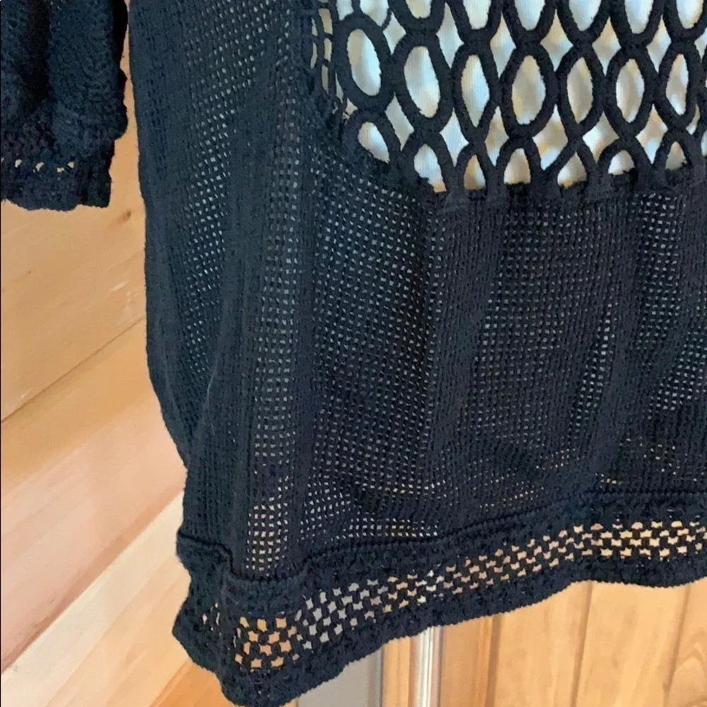 Soft Surroundings black crochet top/coverup Size Small